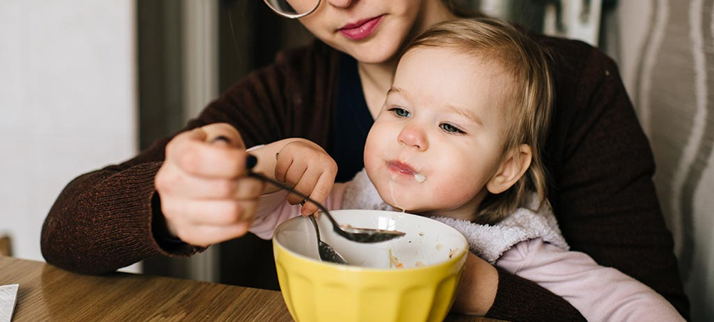 Bebeklere çorba kaçıncı ayda verilir? Hangi çorbayı vermeliyim?